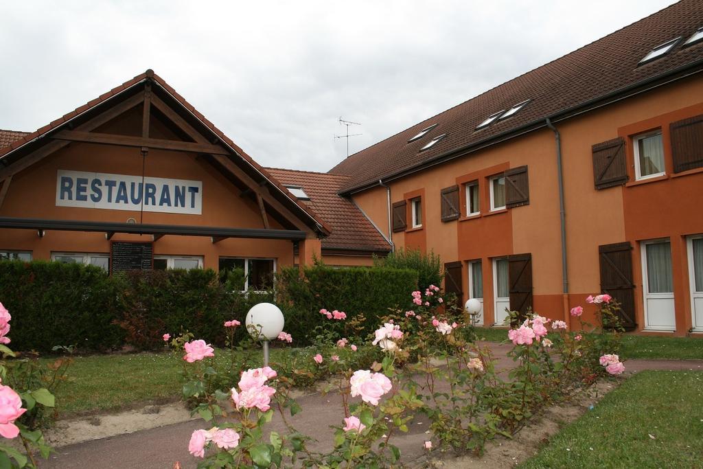 Comfort Hotel Orleans Saran Exteriér fotografie