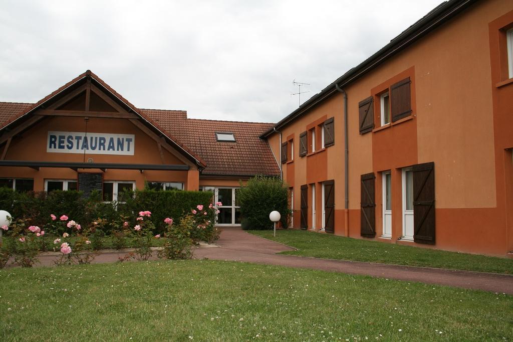 Comfort Hotel Orleans Saran Exteriér fotografie
